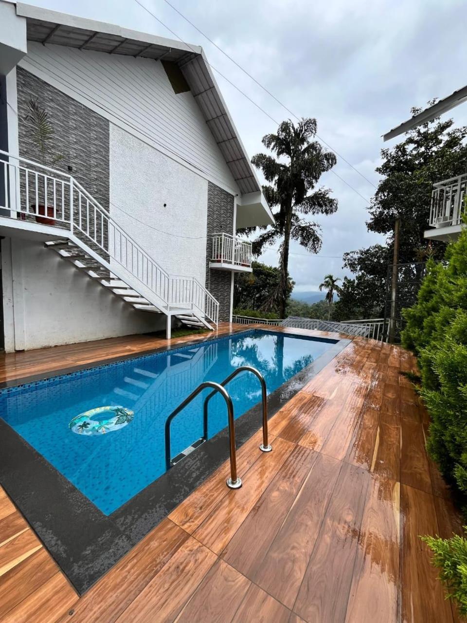Aura Springs Resort Anachal Exterior foto